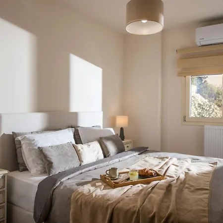 New Luxury Near Airport, Port & Town Center - Sonia Apartment Heraklion (Crete)