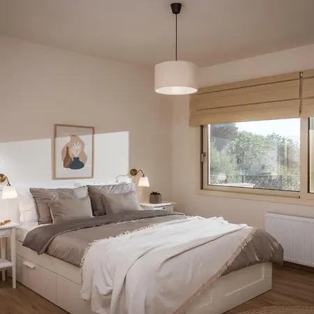 Apartment New Luxury Near Airport, Port & Town Center - Sonia *