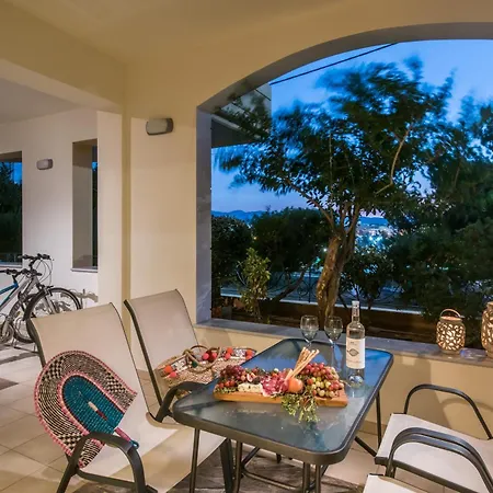 Apartment New Luxury Near Airport, Port & Town Center - Sonia Heraklion (Crete)